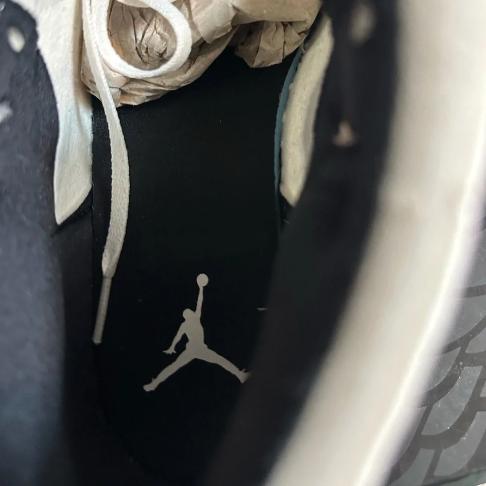 Jordan 1 Mid SE Craft White Cement Grey Black – Mens Size 8.5 – Special Ed NEW